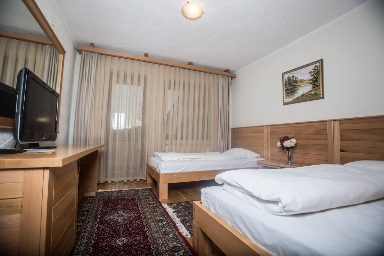 Hotel Borici سينيتشا المظهر الخارجي الصورة